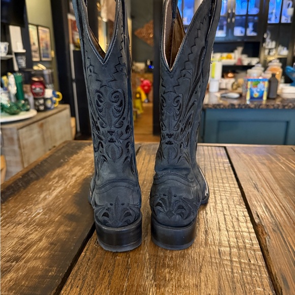 Circle G black Leather embroidered Cowboy Boots - Picture 3 of 9